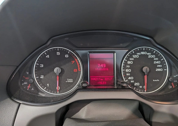 Audi Q5 cena 61900 przebieg: 144000, rok produkcji 2012 z Biała małe 56